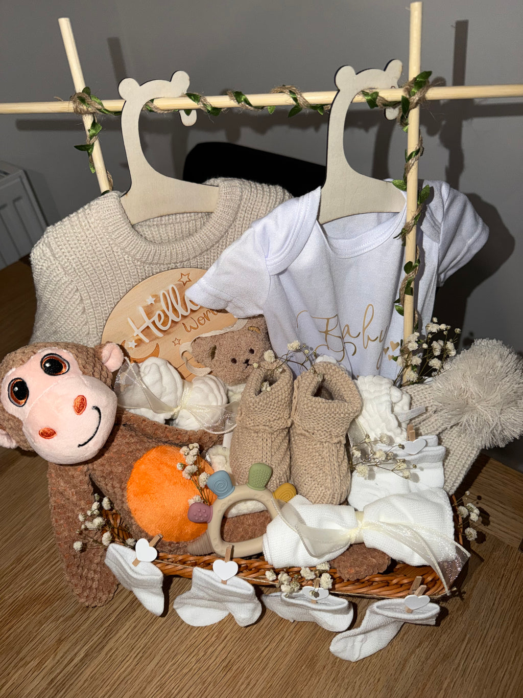 ✨Gender Reveal Surprise Hamper🤎