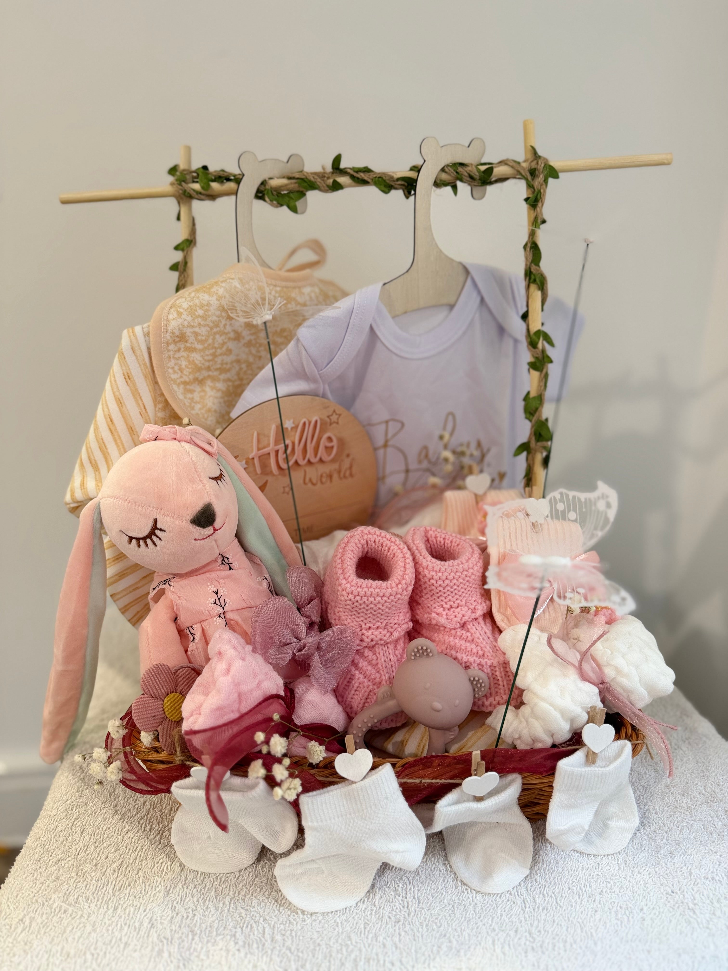 ✨Welcome Baby Girl Box 🩷– Perfect for Baby Showers